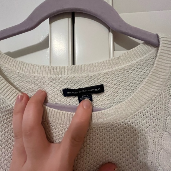 Cream white American eagle tight knit light weight sweater. Size S. - Picture 3 of 3
